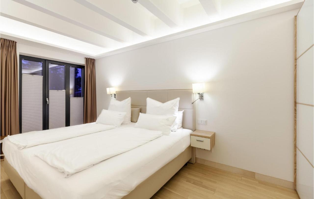 Moon Apartment Binz