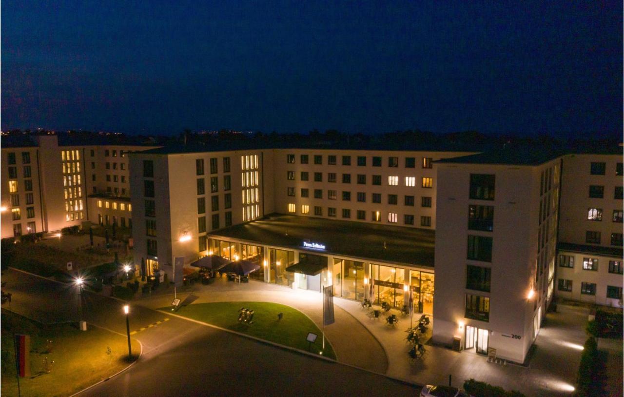 Moon Apartment Binz